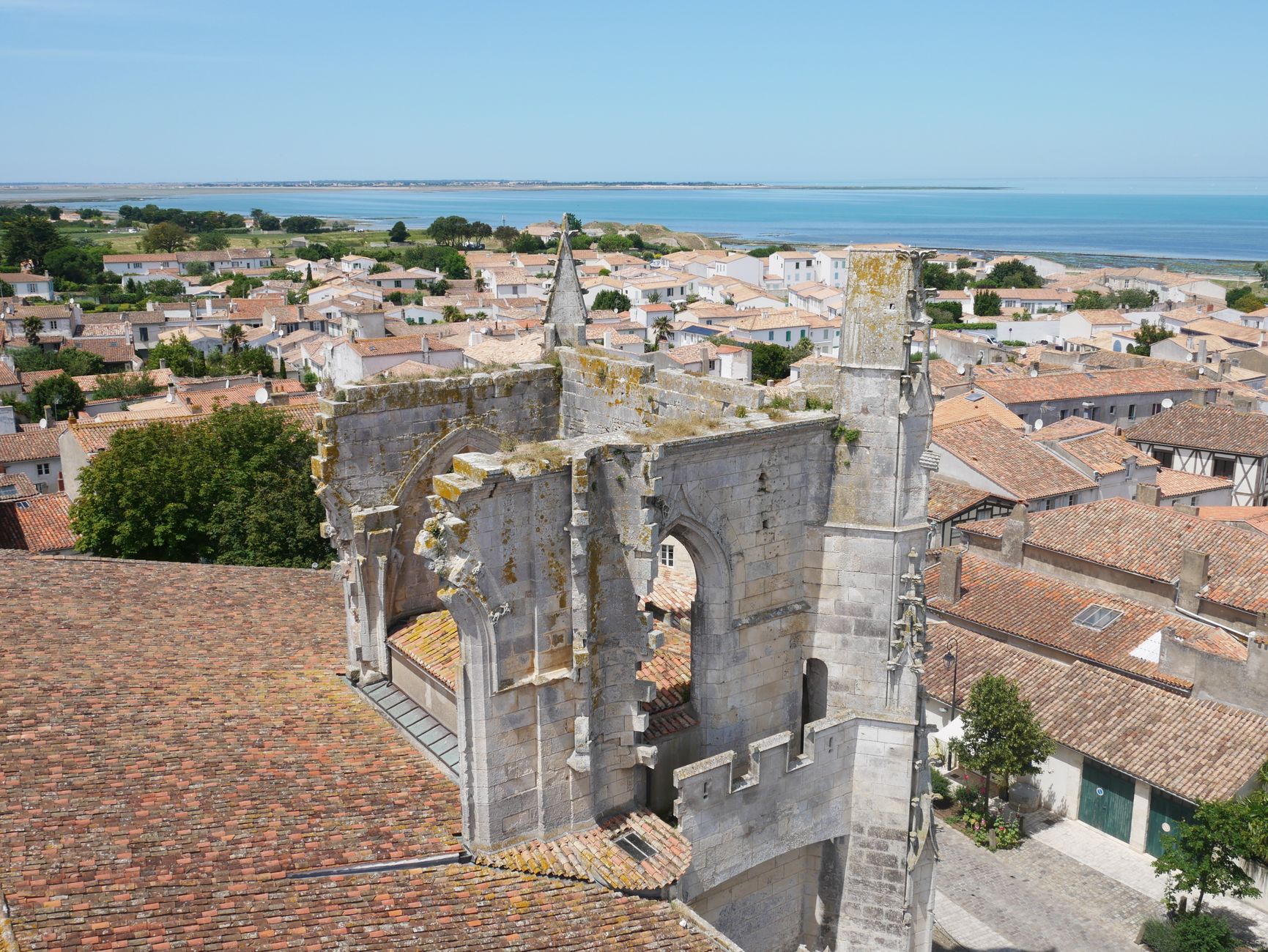Bâchage de toiture équipe à Villejuif